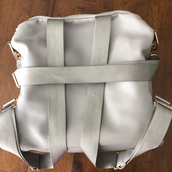 Fawn design diaper bag - Picture 3 of 11